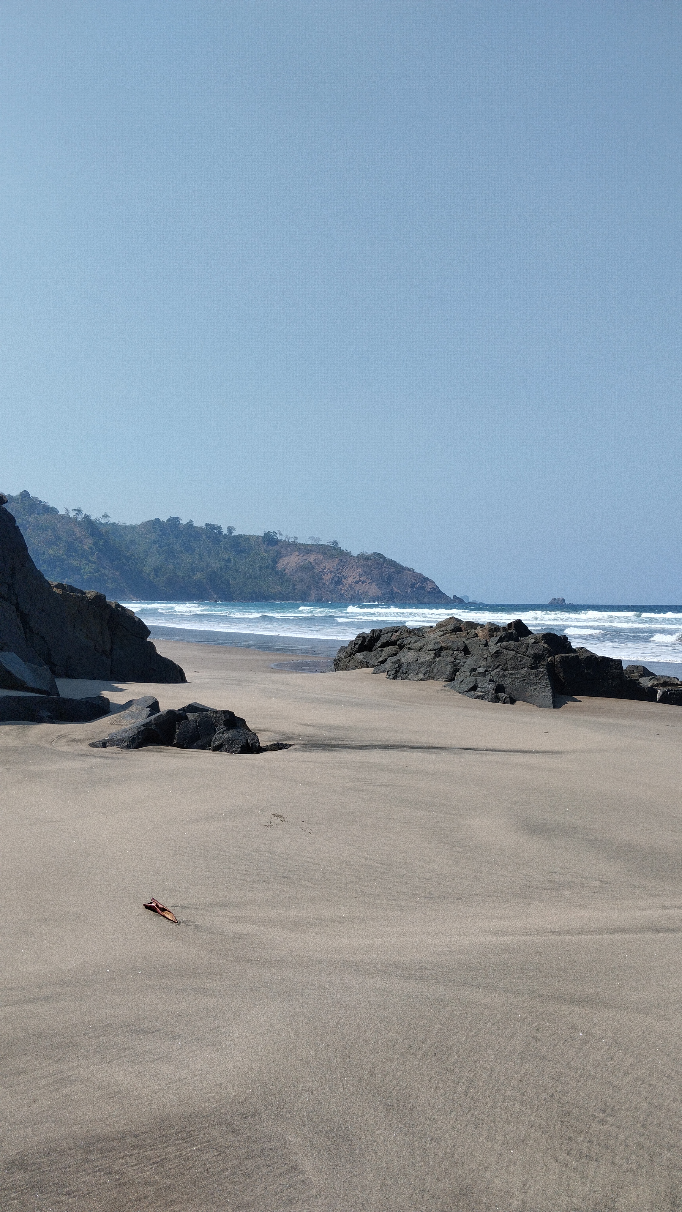 Pantai Jolosutro